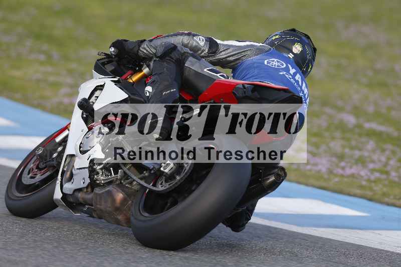 Archiv-2025/01 24.-27.01.2025 Moto Center Thun Jerez/blau-blue/backside